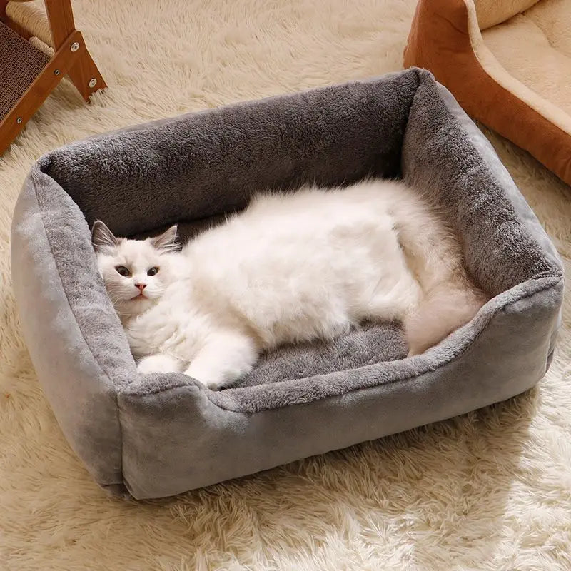 Soft Plush Cat & Dog Bed – Warm, Thickened Nest for Small Pets & Kittens.