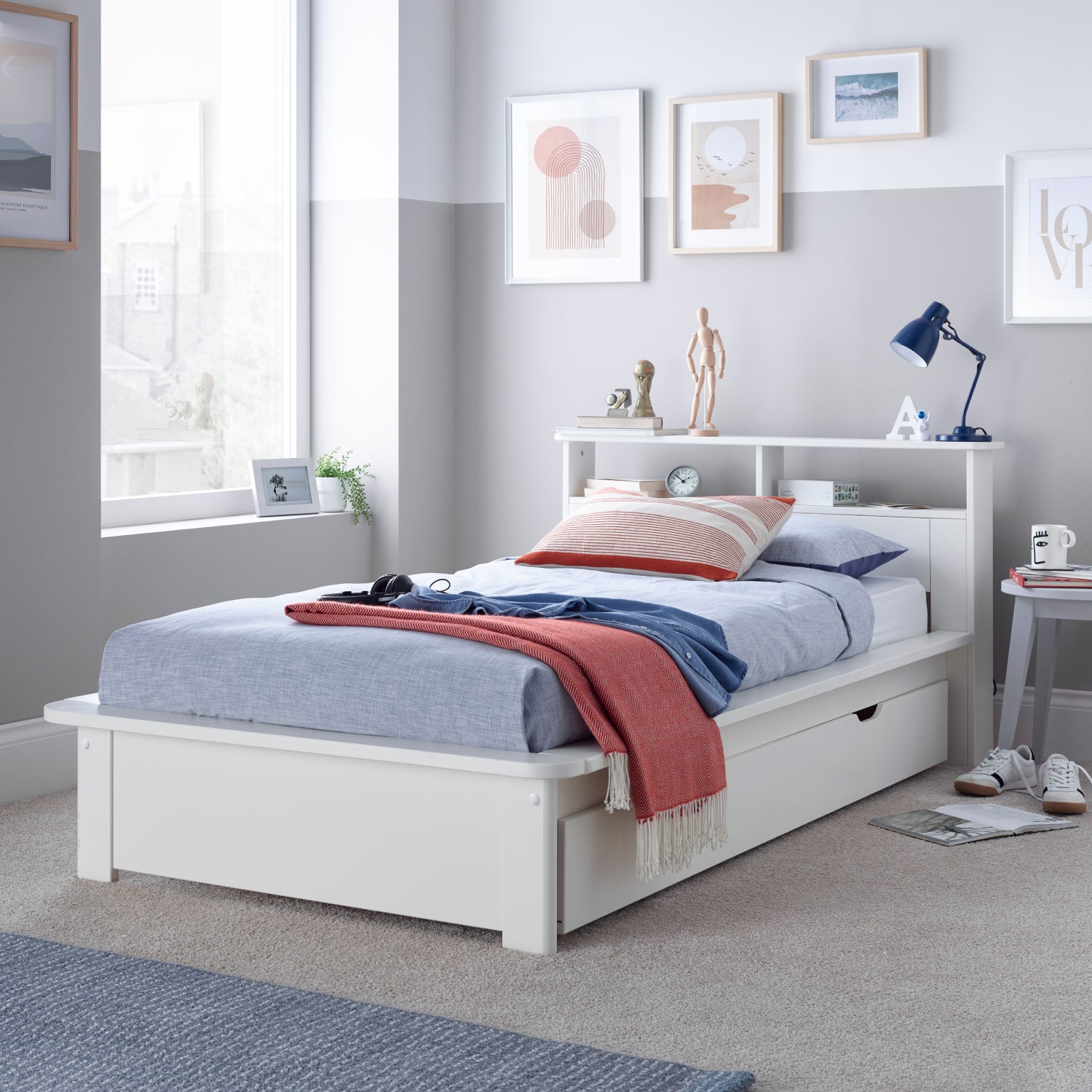 Fraser White Wooden Storage Bed