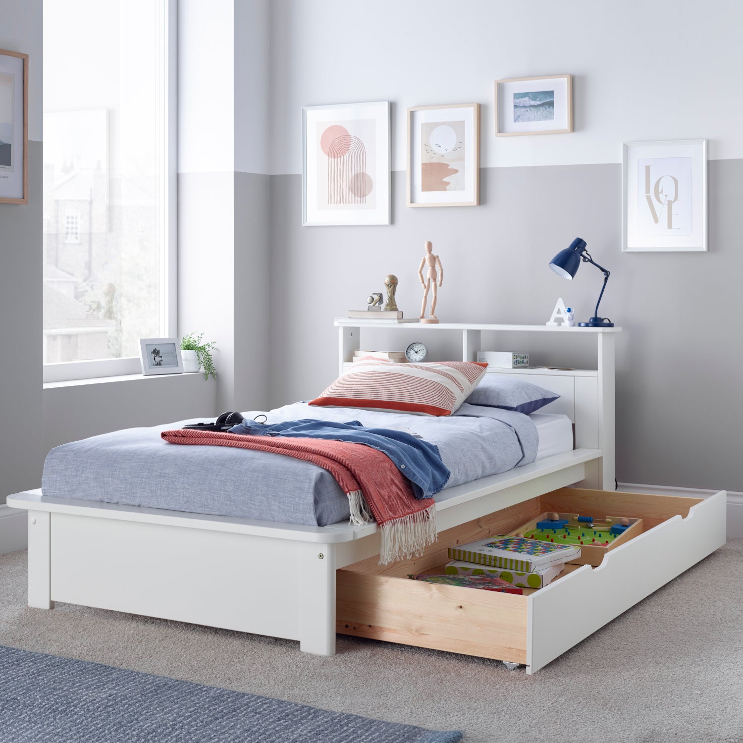 Fraser White Wooden Storage Bed